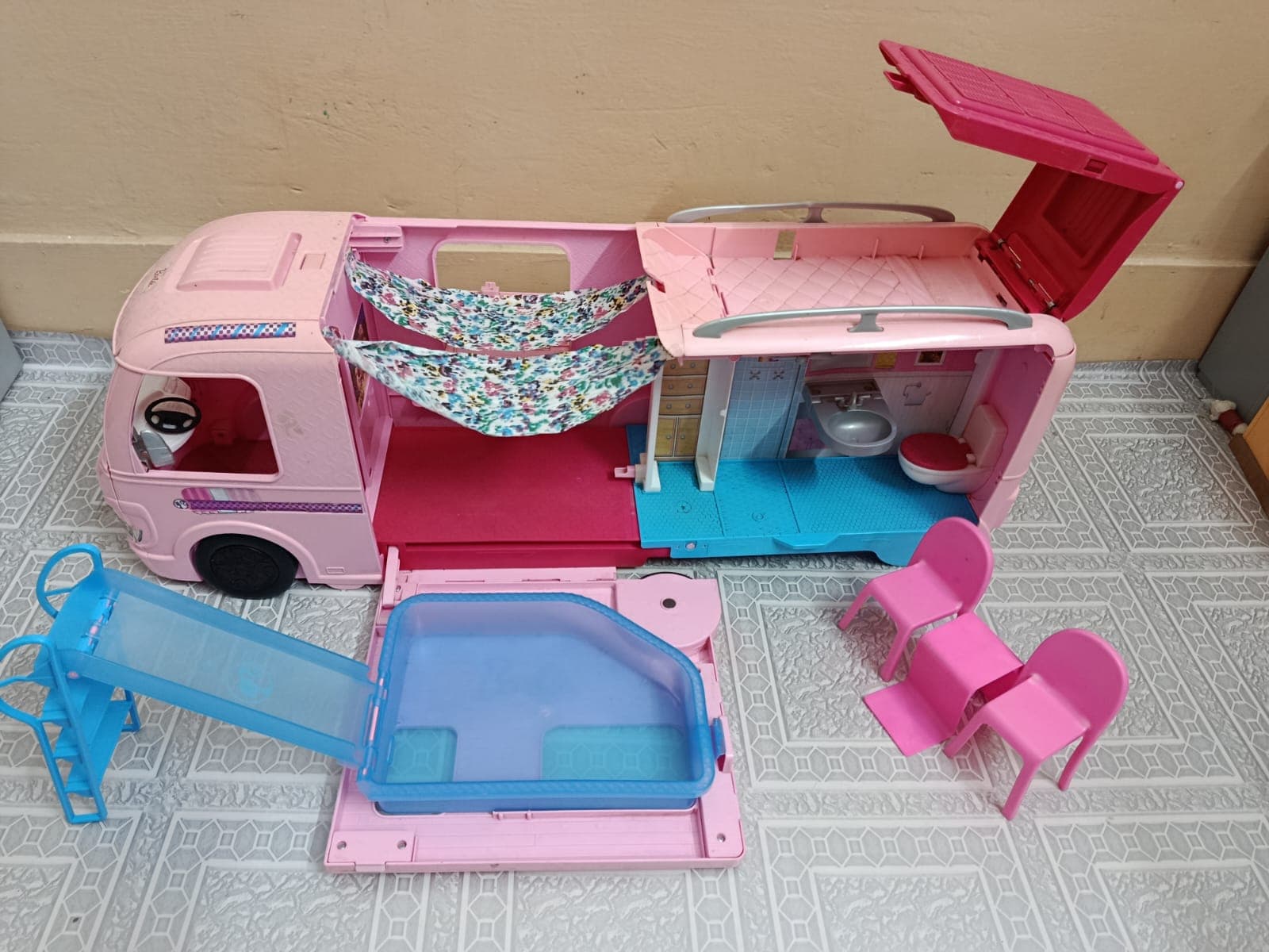 Mattel Barbie Dream Camper Playset